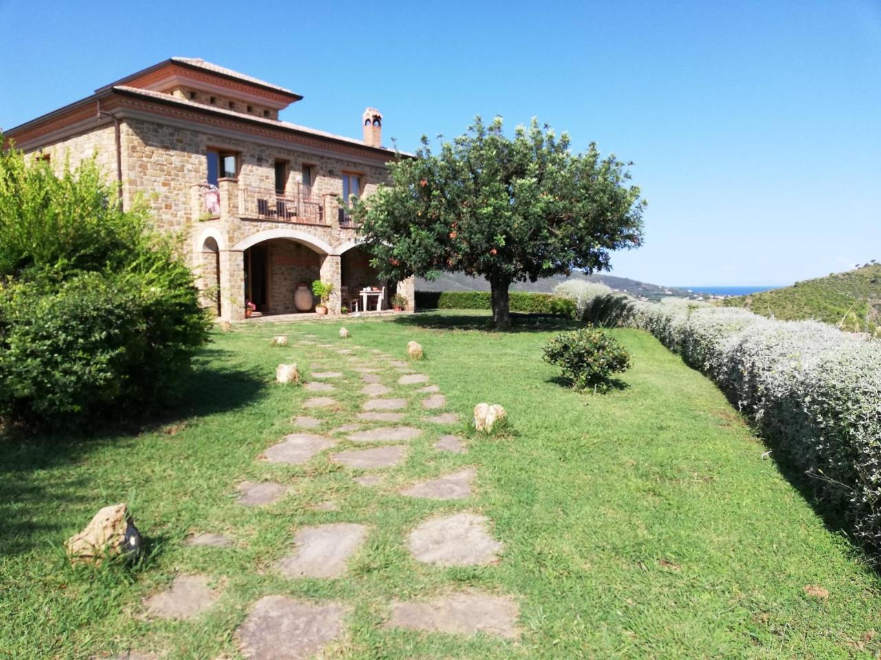 Sulle Onde Della Collina Villa Montecorice Exterior foto